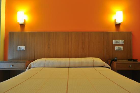 Hotel O Cruceiro Caldas De Reis Exterior photo